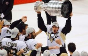 NHL : La Stanley Cup pour les Penguins